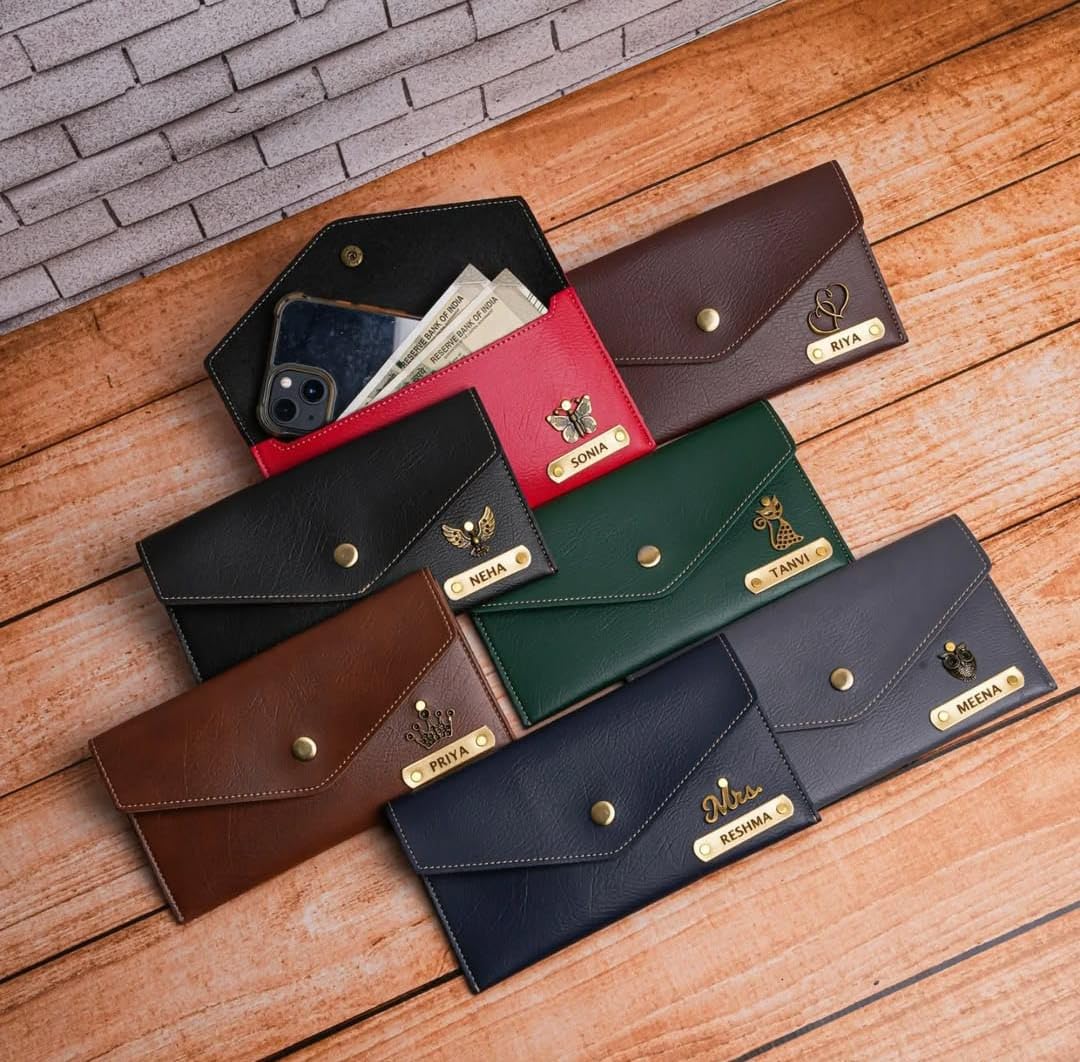 Customized Leather Gift Combo for Men & Women [DM008]